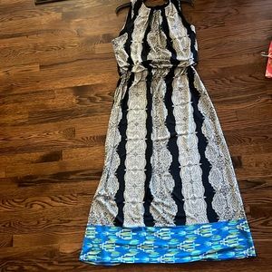 Long dress w elastic waist